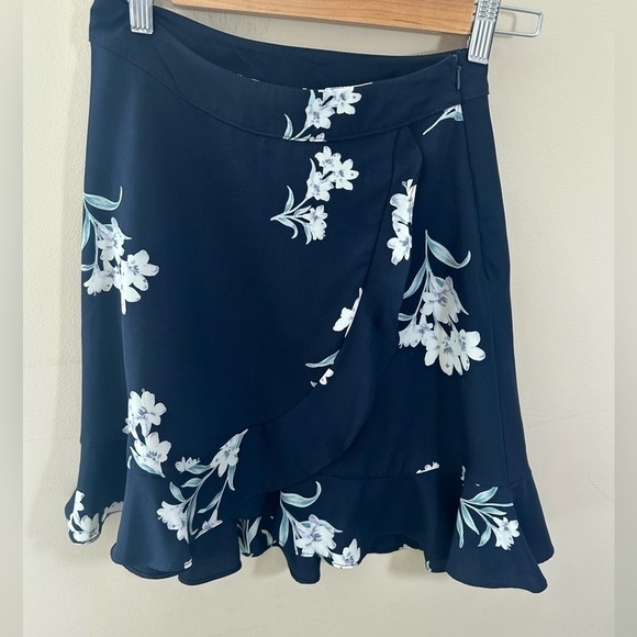 aqua slip mini skirt navy floral size XS - Picture 1 of 3